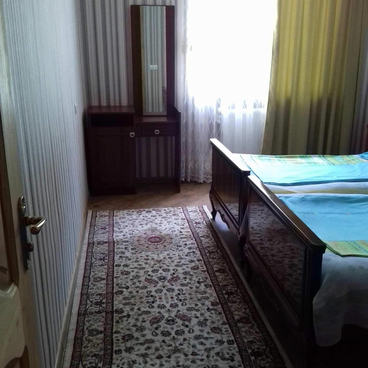 Hotel Family Hotel Chiatura Экстерьер фото