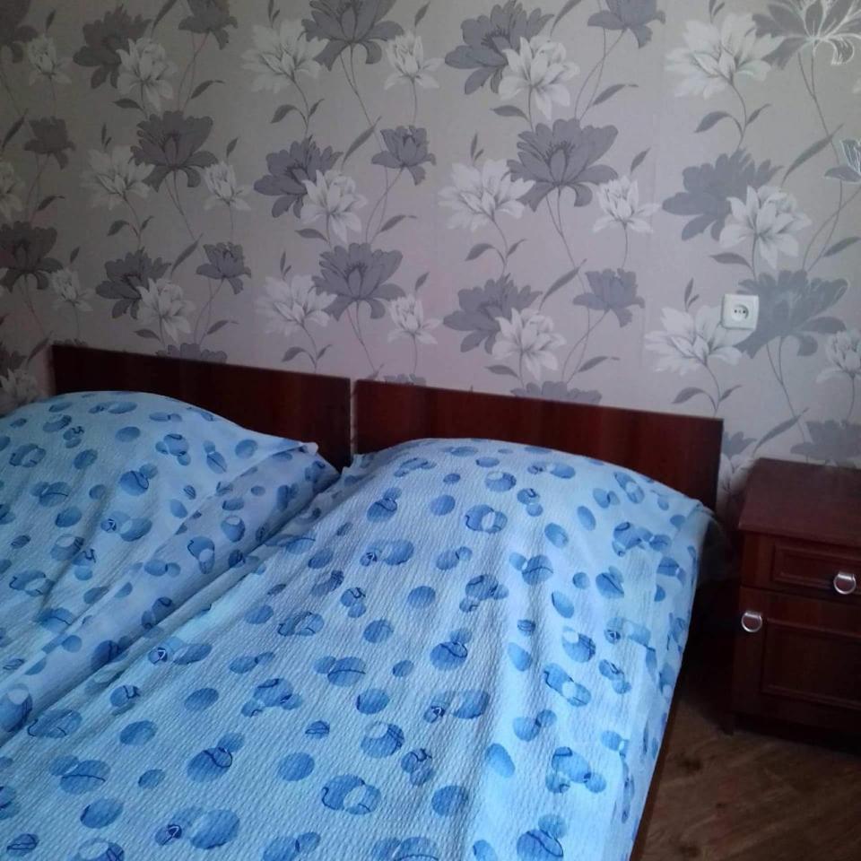 Hotel Family Hotel Chiatura Экстерьер фото