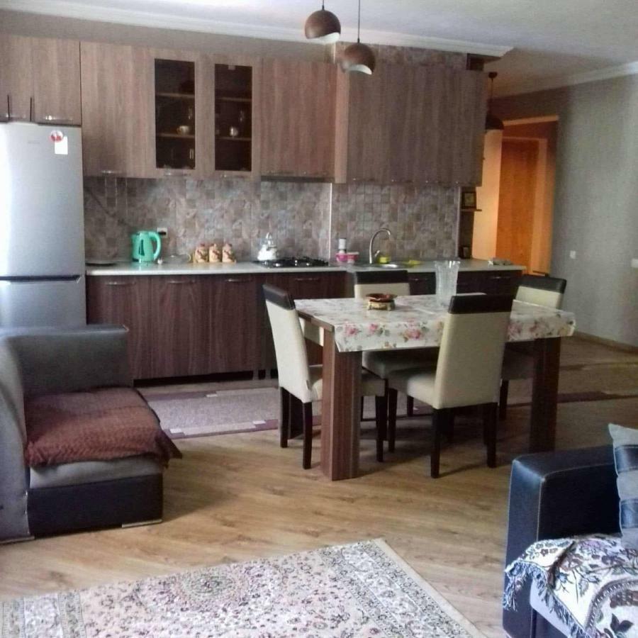 Hotel Family Hotel Chiatura Экстерьер фото